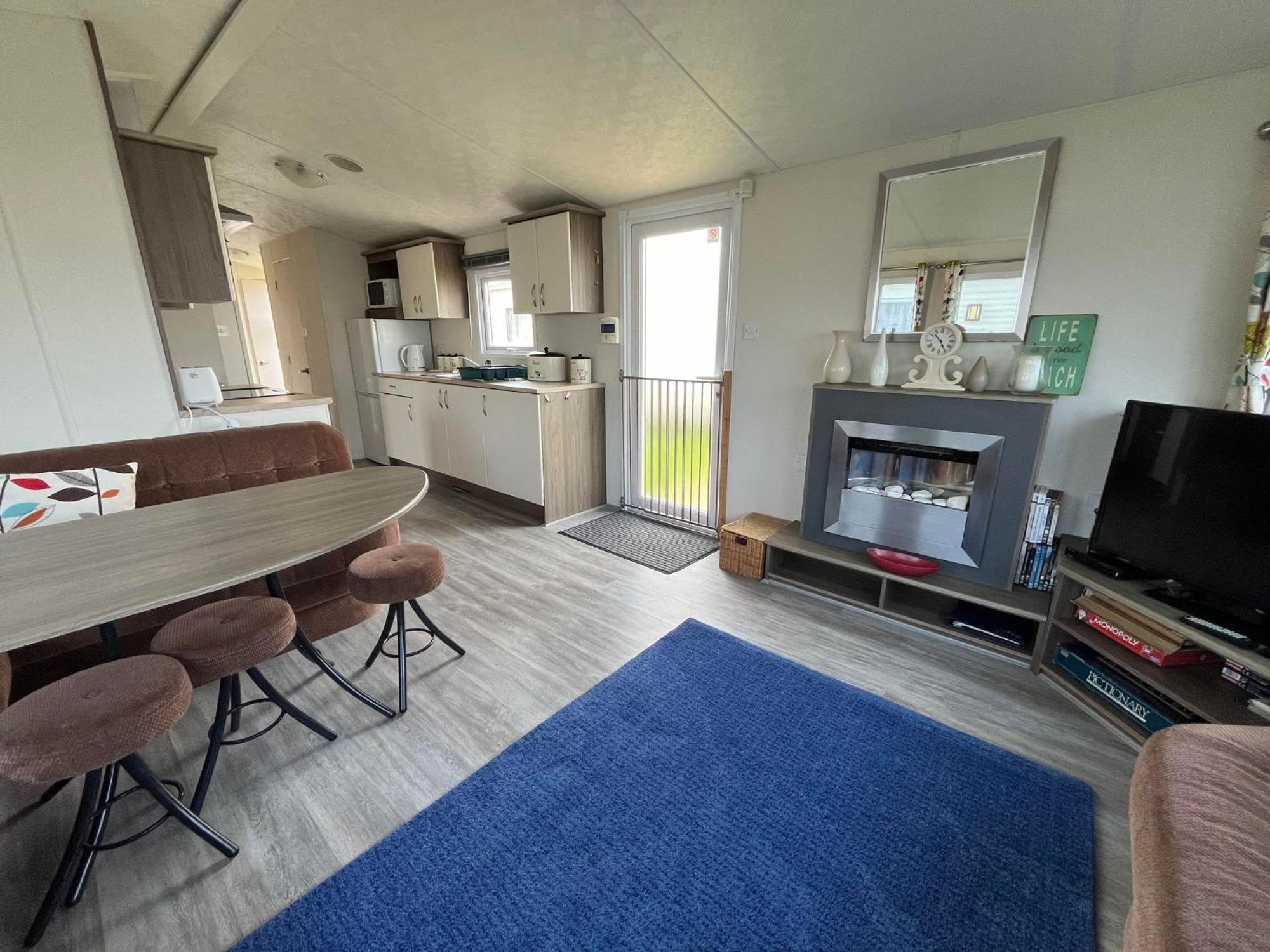 Ormesby 8, Haven Holiday Park, Caister - Four Bedroom, Sleeps 8, Pets Welcome - 2 Minutes From The Beach! غريت يورماوث المظهر الخارجي الصورة